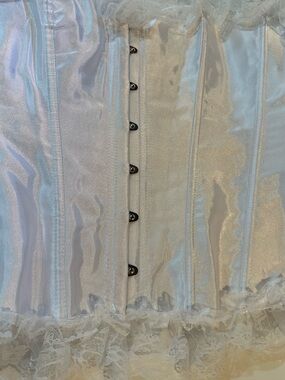 Source Unknown White Satin Lace Corset Waist Cincher